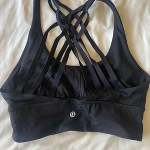Lulu lemon sports bras hardly ever worn